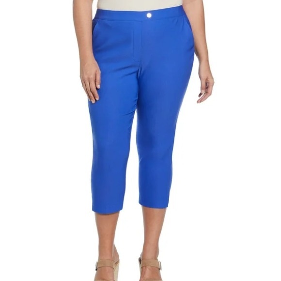 Rafaella Pants - Rafaella Women's Stretch Capri Pant Blue. Size 18